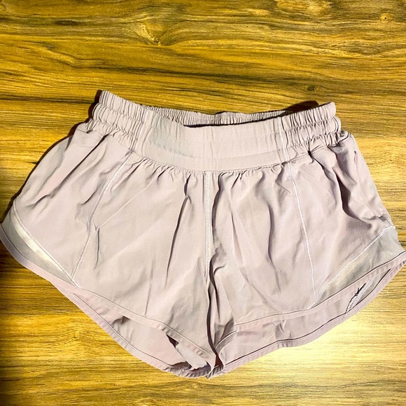 lululemon athletica Pants - Lululemon rose quartz hotty hot